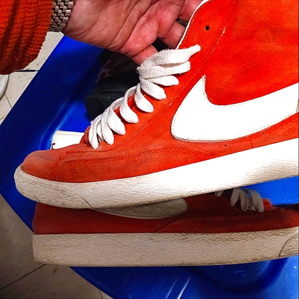 Nike SB Vintage '77  Orange rainbow pack Size 14 Men's Orange and White Sneakers